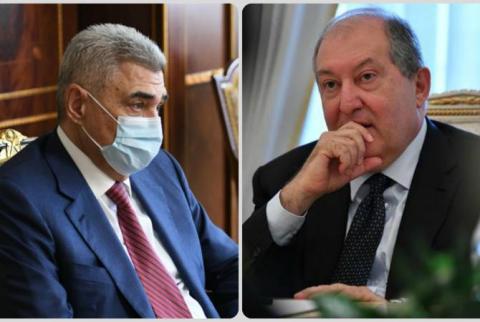 President Sarkissian discusses COVID-19 situation with director general of Erebuni hospital