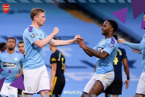 Premier League: City bat Arsenal