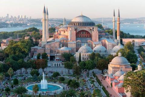 ԱՄՆ-ը Թուրքիային կոչ է անում Սուրբ Սոֆիայի տաճարը պահպանել թանգարանի կարգավիճակով. Փոմպեո