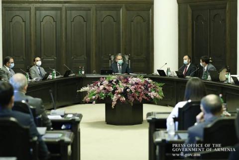 Digitization is a revolutionary process, Armenian PM says