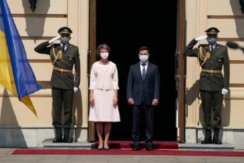 Президенты Швейцарии и Украины 23 июля посетят Донбасс
