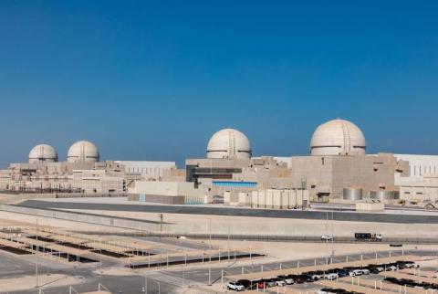 В ОАЭ запущена первая в арабском мире атомная электростанция 