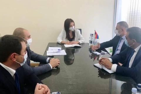 Лилия Шушанян приняла делегацию Министерства ТУиР Арцаха