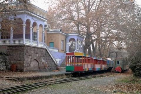 На детской железной дороге не целесообразно проводить какие-либо работы по застройке: Акоп Карапетян
