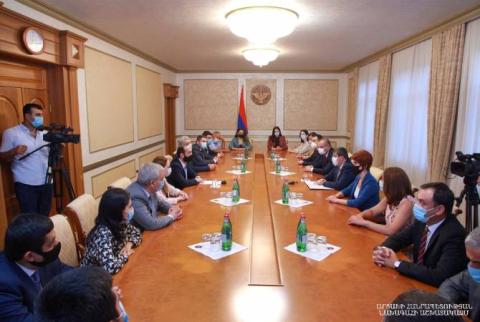 Արայիկ Հարությունյանն ընդունել է ՀՀ ԱԺ «Իմ քայլը» խմբակցության անդամներին