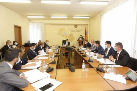 Armenian minister of territorial administration holds working consultation with provincial governors