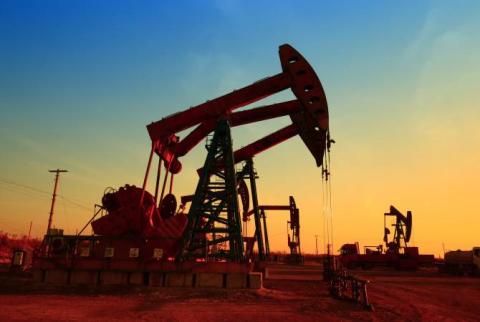 Brent подешевела до $41,64 за баррель