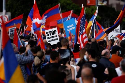 Americans rally outside White House in protest of Turkey,Azerbaijan; demand recognition of Artsakh 