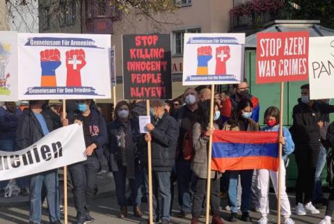 Շվեյցարահայերը բողոքի ցույցեր են անցկացրել ընդդեմ ադրբեջանա-թուրքական ագրեսիայի