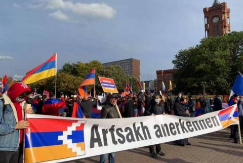 Եվրոպական քաղաքներում հուժկու ցույցեր են անցկացվել` Ադրբեջանի ու Թուրքիայի ագրեսիայի դեմ