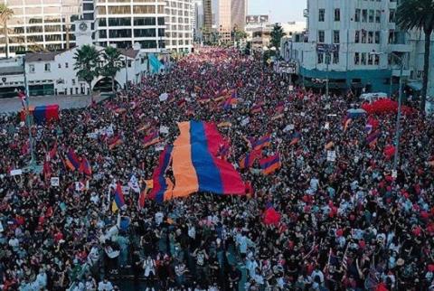 Мы победим: демонстрация в Лос-Анджелесе привлекла внимание мира к турецко-азербайджанской агрессии
