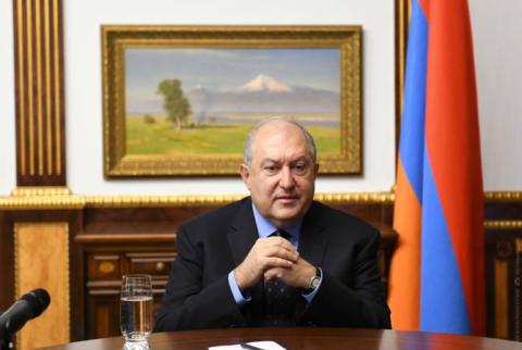 Նախագահ Արմեն Սարգսյանը մասնակցել է Հունաստանի լրագրողների միության կոնֆերանսին