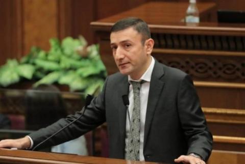 Պատգամավորը իշխանության աշխատանքում չի տեսնում այն աստիճանի թերացումներ, որի համար ողջ կազմով հեռանա