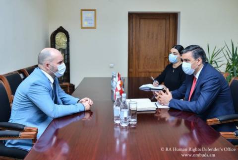Омбудсмен представил главе делегации Дании в ПАСЕ доказательства зверств Азербайджана 