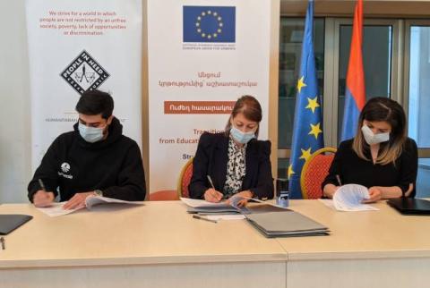Համագործակցության  հուշագրեր կնքվեցին  Շիրակի մարզի գործատուների ու միջին մասնագիտական հաստատությունների միջև