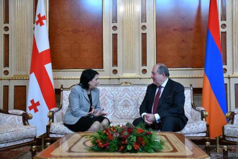 Georgian President and PM congratulate Armen Sarkissian on New Year and Christmas