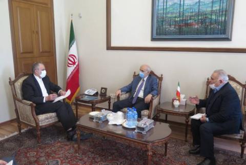 الخارجية الإيرانية مستعدّة للمساهمة في تنفيذ الخطط والمشاريع الاقتصادية بين أرمينيا وإيران