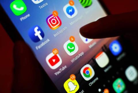 Facebook, Instagram и WhatsApp восстановили работу после сбоя