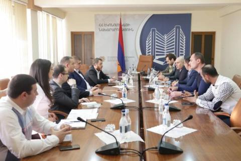 Քննարկվել են զբոսաշրջային ոլորտը սպասարկող տրանսպորտային ընկերությունների խնդիրների լուծման եղանակները