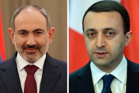 رئيس الوزراء الأرميني نيكول باشينيان يهنّئ نظيره الجورجي إيراكلي غاريباشفيلي لتوليه المنصب