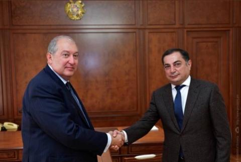 Արմեն Սարգսյանը և Վահրամ Բաղդասարյանը քննարկել են Հայաստանում լարվածության թուլացման ուղիները