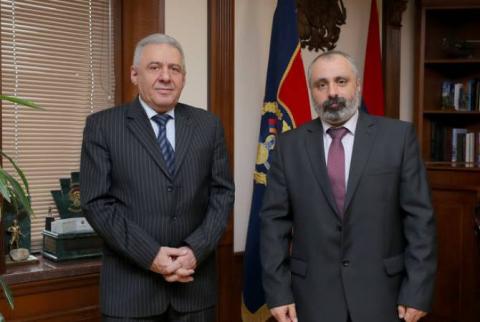 Vagharshak Harutyunyan a rencontré le ministre des Affaires étrangères d'Artsakh