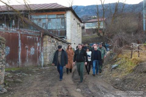 Араик Арутюнян посетил общины Аскеранского района - Даграв, Астхашен и Патара