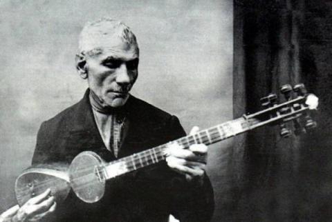 Չխամրող երգերի գուսանը