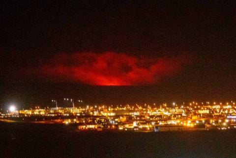 Volcano erupts near Iceland’s capital, air traffic halted