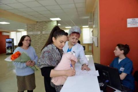 Ռուստամ Բադասյանը մանրամասներ է ներկայացրել «Ծննդի գրանցումը՝ ծննդատանը» նախագծի վերաբերյալ