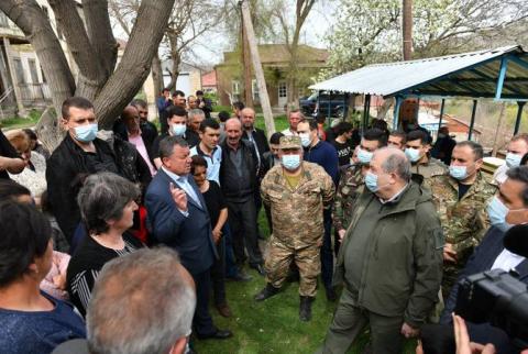 Armen Sarkissian s'est informé des problèmes des localités de Tegh, Khnatsakh, Khoznavar et Vaghatur de Syunik