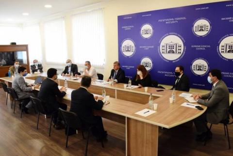 ԲԴԽ անդամները Ռուստամ Բադասյանի հետ քննարկել են արդարադատության ոլորտի բարեփոխումների ընթացքը