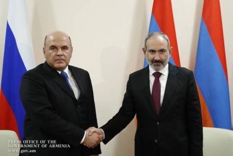 Мишустин предложил подготовить инициативы для увеличения товарооборота с Арменией