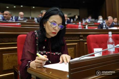 Lawmaker Naira Zohrabyan quits Prosperous Armenia party 