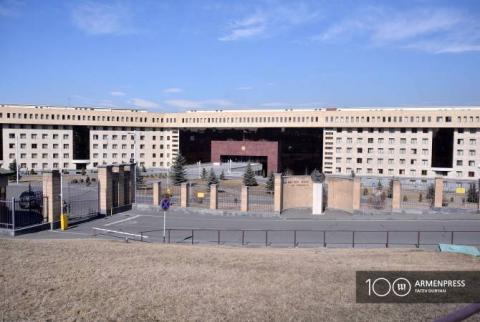 Le Ministère arménien de la Défense dément les rumeurs concernant de nouveaux prisonniers