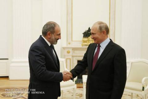 أتمنى لكم الصحة الجيدة والمزيد من النجاح وكذلك الرفاهية والازدهار لشعب روسيا-باشينيان يهنئ بوتين بيوم روسيا-