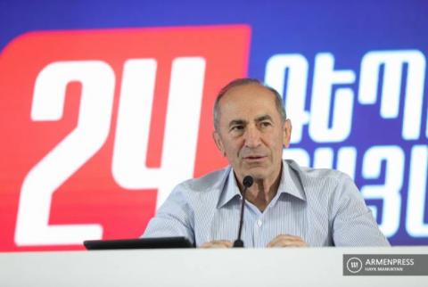 الرئيس ال2 لأرمينيا روبيرت كوتشاريان يقول أن هناك قوتان رئيسيتان تتنافسان في الانتخابات البرلمانية الأرمينية القادمة