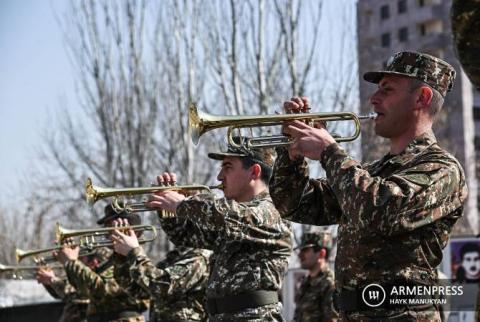 ՀՀ ՊՆ-ն համալրում է զինվորական նվագախմբերը, ԶՈՒ երգի և պարի համույթի պարային խումբը 