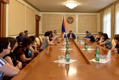 Արայիկ Հարությունյանն ընդունել է 44-օրյա պատերազմի ժամանակ անհայտ կորած զինծառայողների մի խումբ հարազատների
