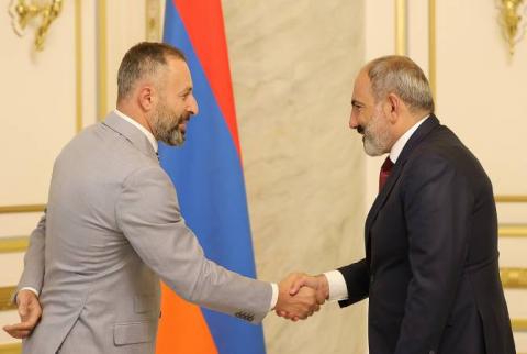 Nikol Pashinyan a rencontré Mher Terteryan, chef du parti «Patrie unie» 