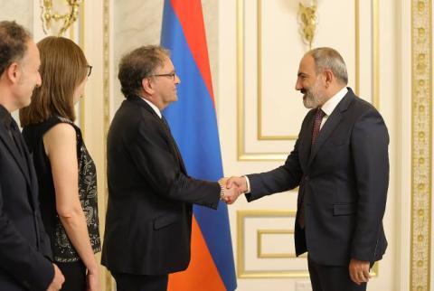 Formulating new pan-Armenian agenda is the top issue – Pashinyan receives Ara Toranian