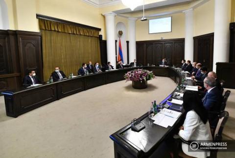 Կառավարությունը սահմանեց ՔԿԱԳ հետ կապված լրացուցիչ ծառայությունների ցանկը և դրանց դիմաց գանձվող վճարների չափը