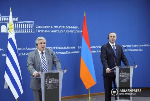 أرمينيا والأوروغواي تريان إمكانات كبيرة غير مستغلة للتعاون الاقتصادي وبجميع المجالات-مؤتمر صحفي مشترك بين وزيري الخارجية