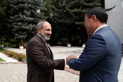 Le Premier ministre Pashinyan rencontre le Président du Kirghizstan, Sadyr Japarov