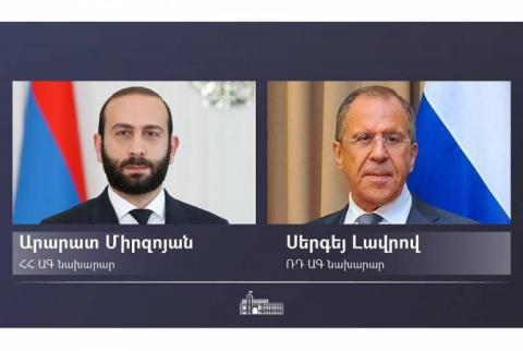 Sergueï Lavrov a félicité Ararat Mirzoyan pour sa nomination et l’a invité à Moscou