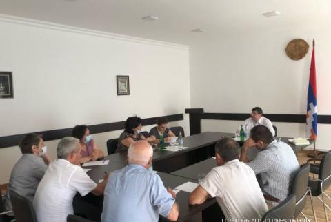 Встреча А.Арутюняна с представителями НКО, занимающихся проблемами переселенцев из Арцаха