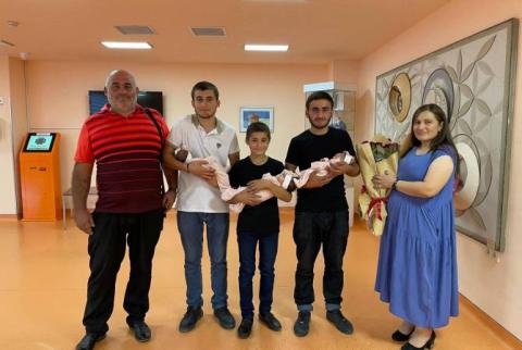 Yerevan'da üçüz bebek sevinci