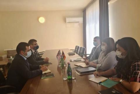 Գնել Սանոսյանը ՀՀ- ում ՄԹ դեսպանի հետ քննարկել է համագործակցության խորացմանը վերաբերող  հարցեր