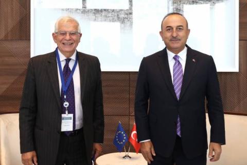 Le ministre turc des Affaires étrangères rencontre le Commissaire européen Borrell aux États-Unis
