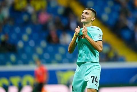 هدف لاعب منتخب أرمينيا لكرة القدم إدوارد سبيرتسيان يساعد ناديه كراسنودار بالفوز على سوتشي بالدوري الروسي 